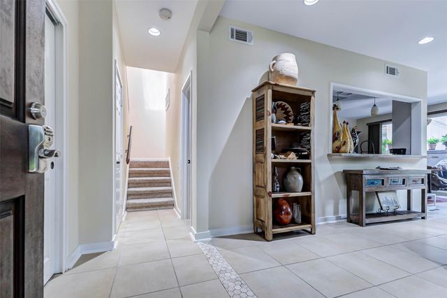 115 Litchfield Lane, Houston, TX 77024