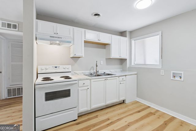 4855 College Street 7, Forest Park, GA 30297