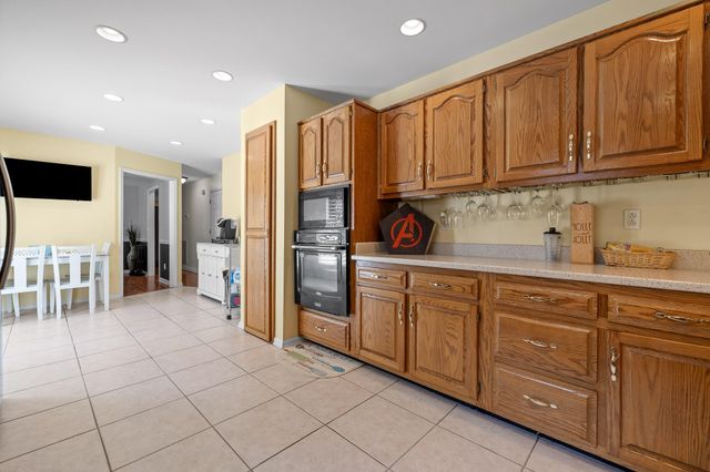8014 Woodstone Drive, Hixson, TN 37343
