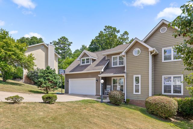 8014 Woodstone Drive, Hixson, TN 37343
