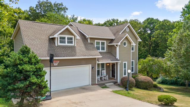8014 Woodstone Drive, Hixson, TN 37343