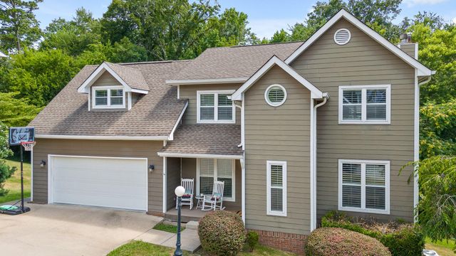 8014 Woodstone Drive, Hixson, TN 37343