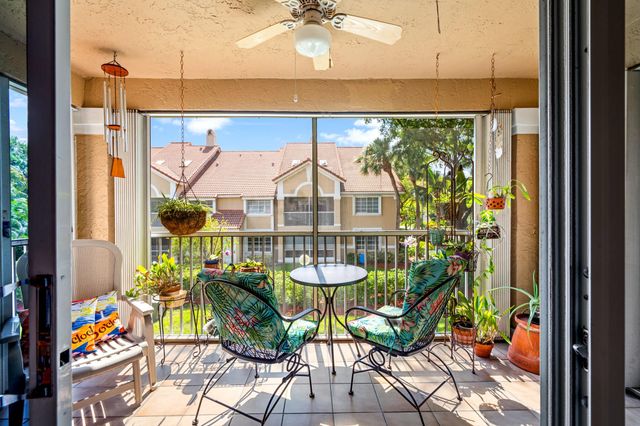 4630 W Mcnab Rd D-2, Pompano Beach, FL 33069