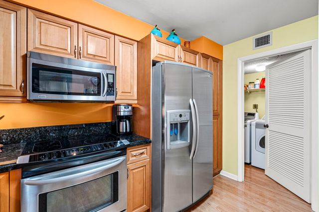 4630 W Mcnab Rd D-2, Pompano Beach, FL 33069