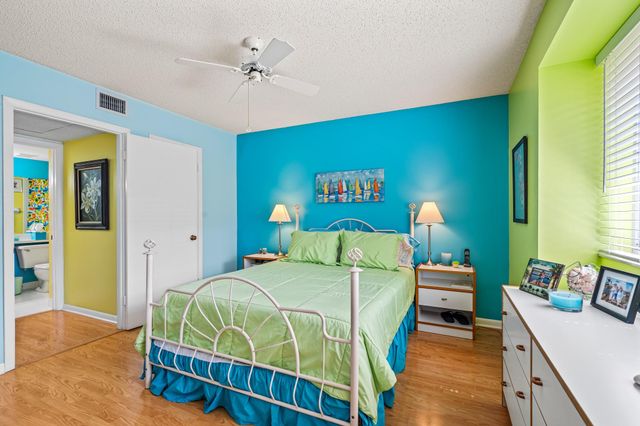 4630 W Mcnab Rd D-2, Pompano Beach, FL 33069