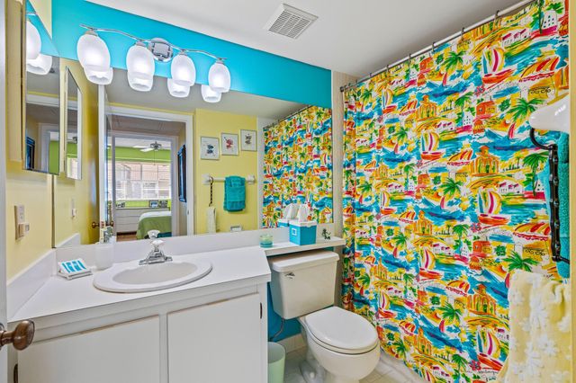 4630 W Mcnab Rd D-2, Pompano Beach, FL 33069