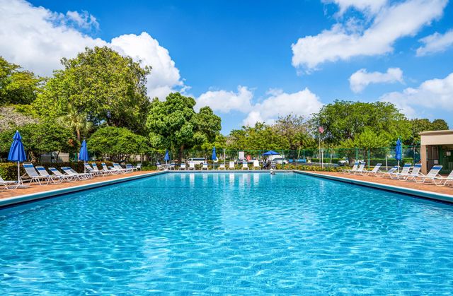 4630 W Mcnab Rd D-2, Pompano Beach, FL 33069