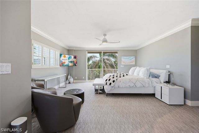8111 Bay Colony DR 204, Naples, FL 34108