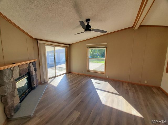 1093 N Cleveland Street, Kahoka, MO 63445