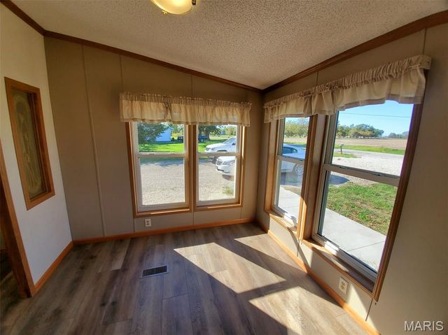 1093 N Cleveland Street, Kahoka, MO 63445