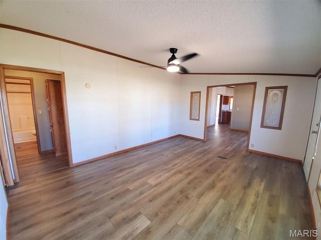 1093 N Cleveland Street, Kahoka, MO 63445