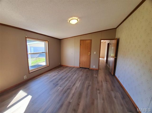 1093 N Cleveland Street, Kahoka, MO 63445