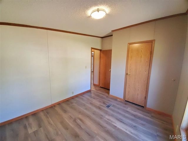 1093 N Cleveland Street, Kahoka, MO 63445