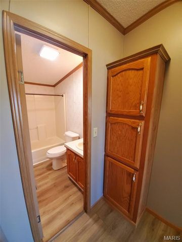 1093 N Cleveland Street, Kahoka, MO 63445