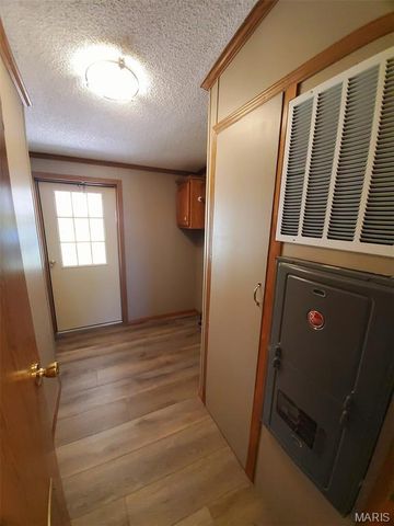 1093 N Cleveland Street, Kahoka, MO 63445