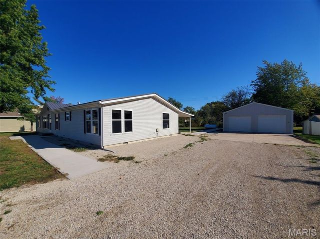 1093 N Cleveland Street, Kahoka, MO 63445