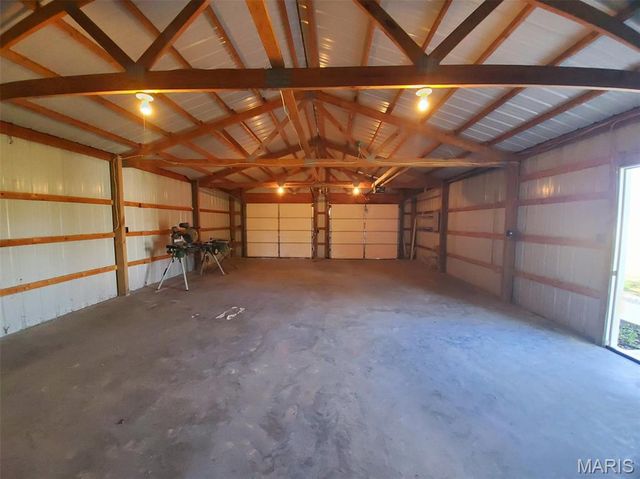 1093 N Cleveland Street, Kahoka, MO 63445
