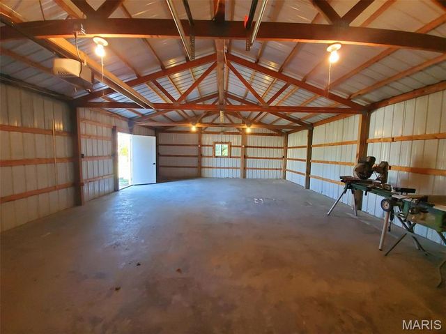 1093 N Cleveland Street, Kahoka, MO 63445