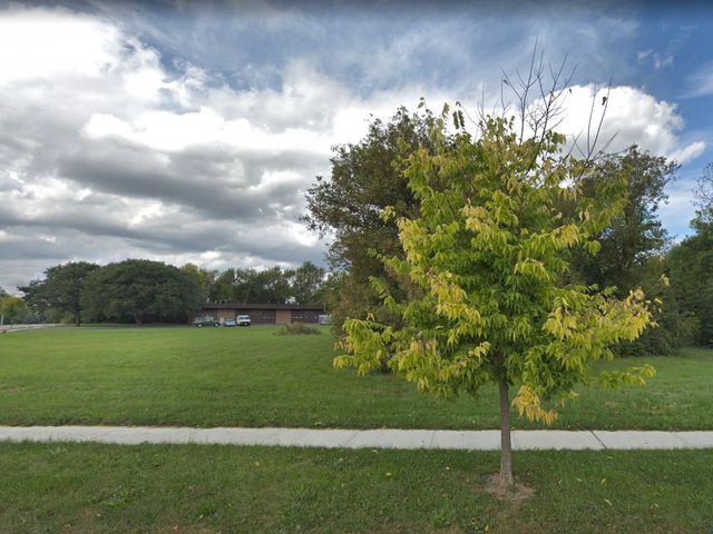 1782 Cumberland Parkway, Algonquin, IL 60102