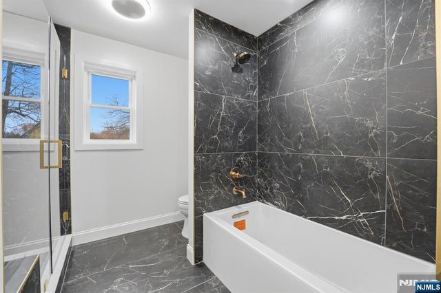 20 Barnsdale Road, Wayne, NJ 07470