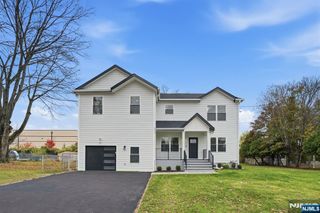 20 Barnsdale Road, Wayne, NJ 07470