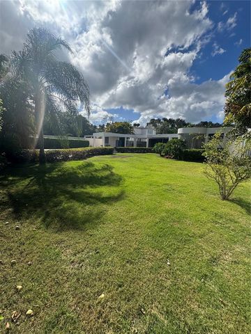 F9 SAN ESTEBAN, Caguas, PR 00725
