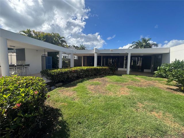 F9 SAN ESTEBAN, Caguas, PR 00725