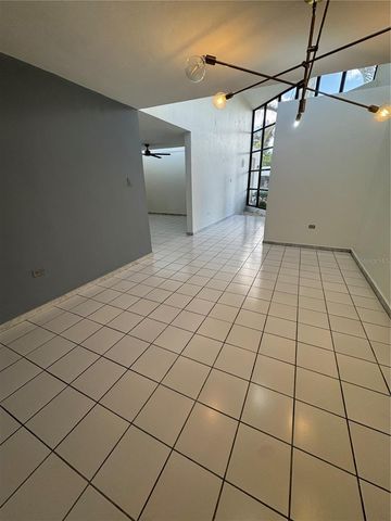 F9 SAN ESTEBAN, Caguas, PR 00725