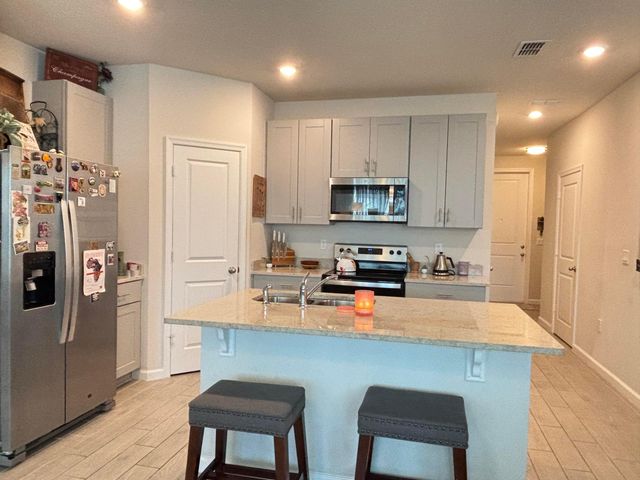 2410 SE Tarvest Way, Stuart, FL 34997