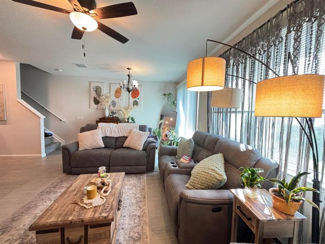 2410 SE Tarvest Way, Stuart, FL 34997