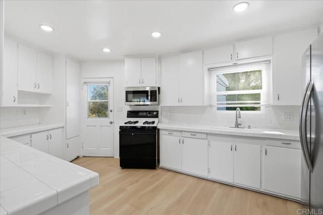 3875 Grandview, Bonita, CA 91902