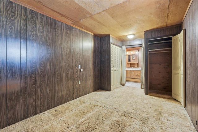 5686 Pony Express Trl, Pollock Pines, CA 95726