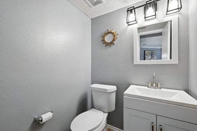 8113 Winding Stream Lane, Denton, TX 76210