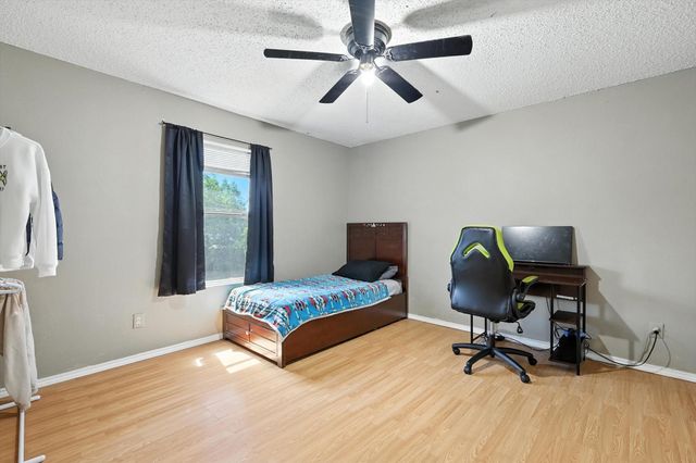 8113 Winding Stream Lane, Denton, TX 76210