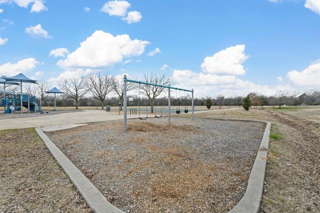8113 Winding Stream Lane, Denton, TX 76210