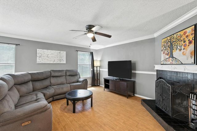 8113 Winding Stream Lane, Denton, TX 76210