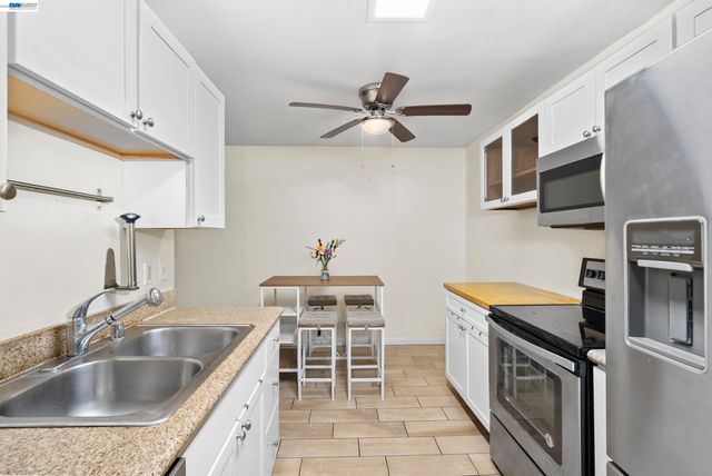 16006 E 14Th St 218, Ashland, CA 94578