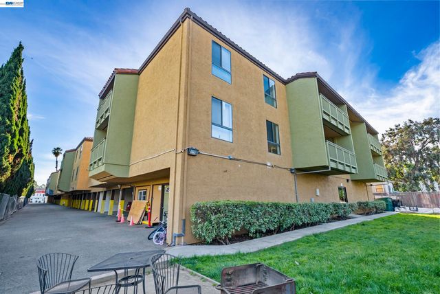 16006 E 14Th St 218, Ashland, CA 94578