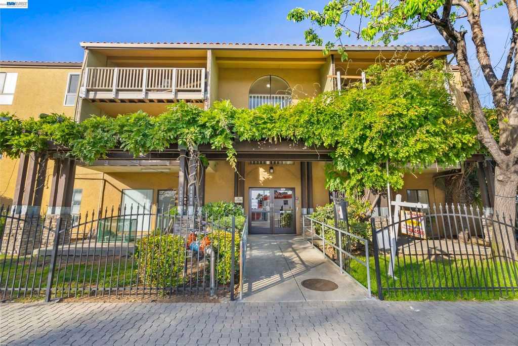 16006 E 14Th St 218, Ashland, CA 94578
