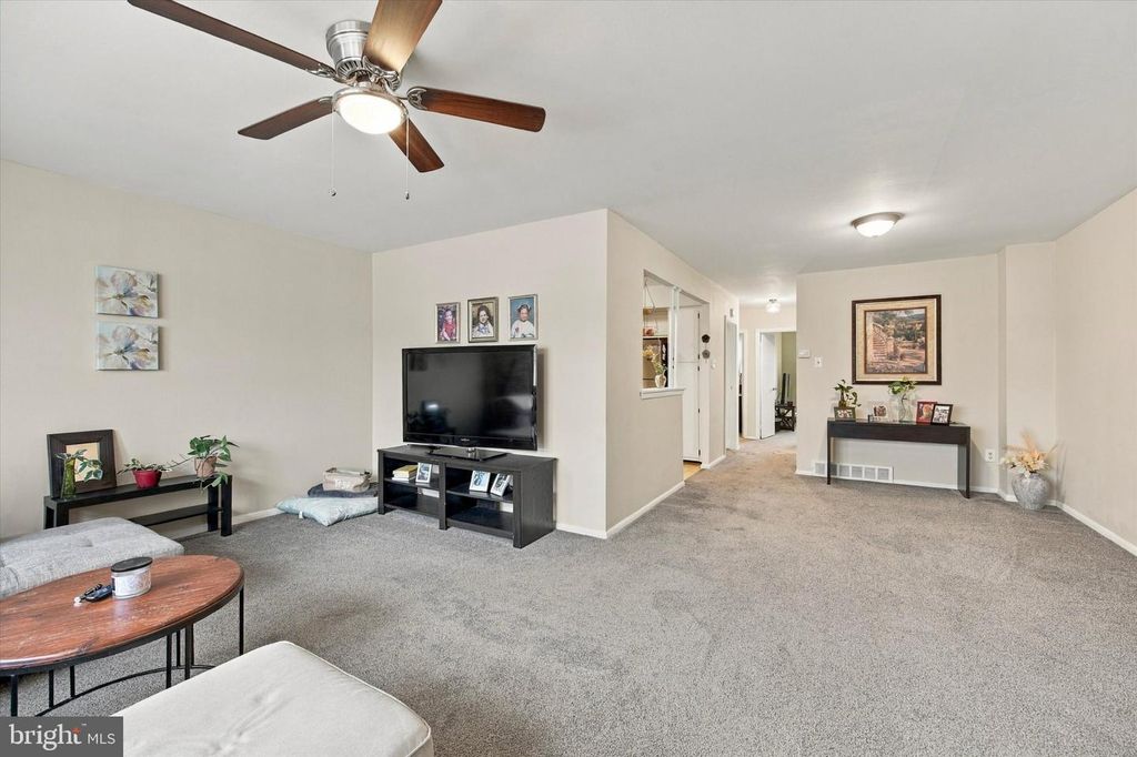 3366 MORRELL AVE, PHILADELPHIA, PA 19114 — photo 4