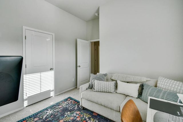 121 Crescent ST, Georgetown, TX 78626