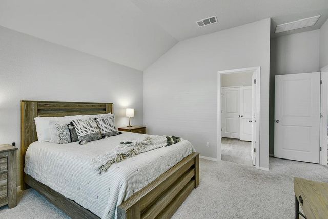 121 Crescent ST, Georgetown, TX 78626