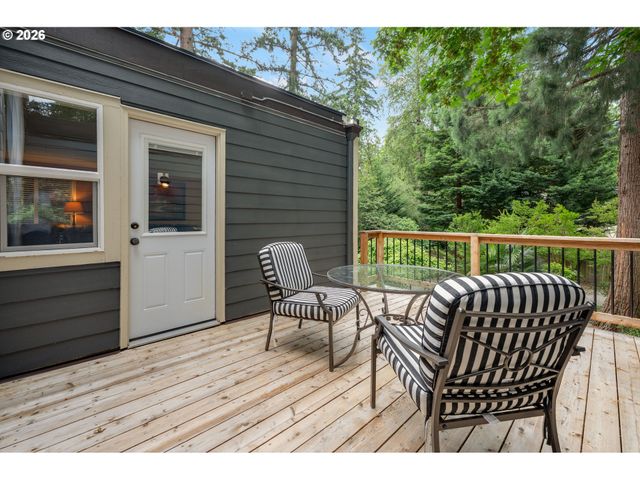 3008 Sw WILBARD St, Portland, OR 97219