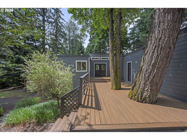 3008 Sw WILBARD St, Portland, OR 97219