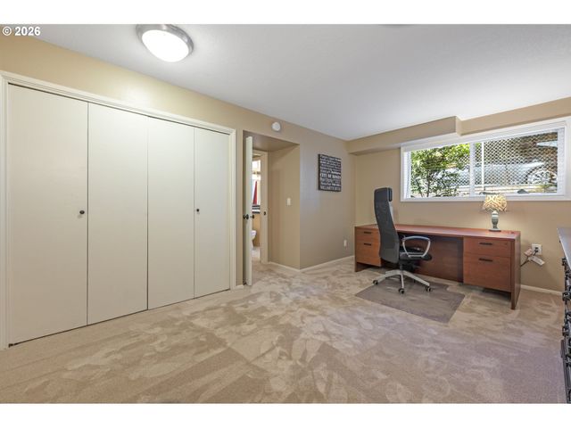 3008 Sw WILBARD St, Portland, OR 97219