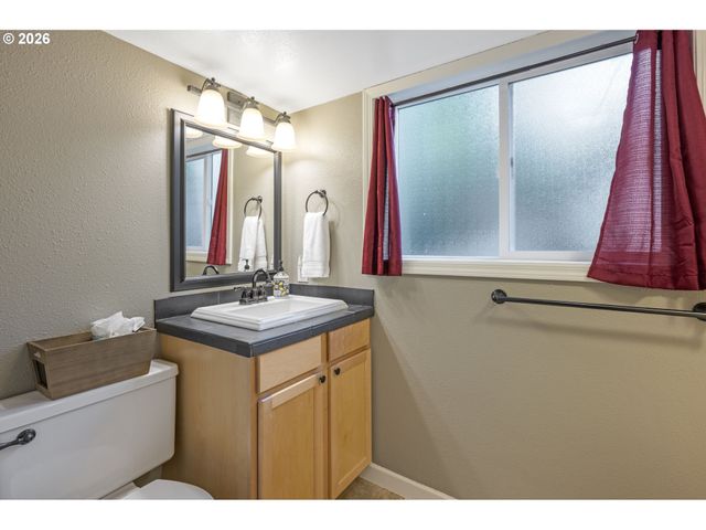 3008 Sw WILBARD St, Portland, OR 97219