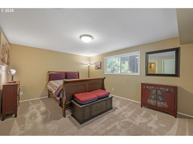 3008 Sw WILBARD St, Portland, OR 97219