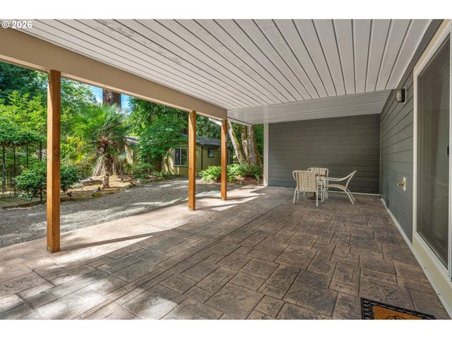 3008 Sw WILBARD St, Portland, OR 97219