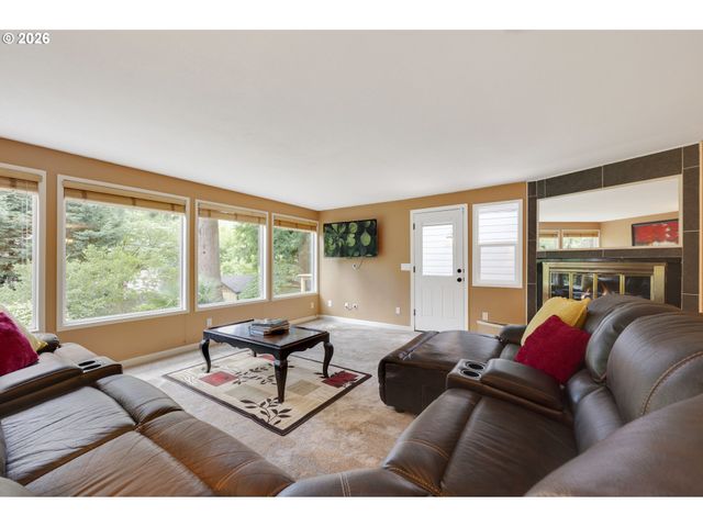 3008 Sw WILBARD St, Portland, OR 97219