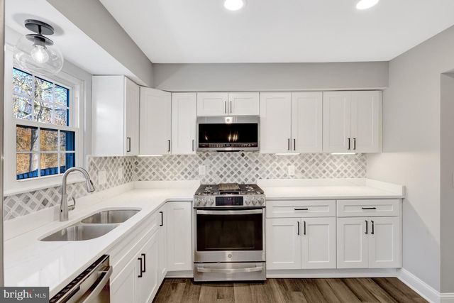 13416 WHALEY CT, Herndon, VA 20171